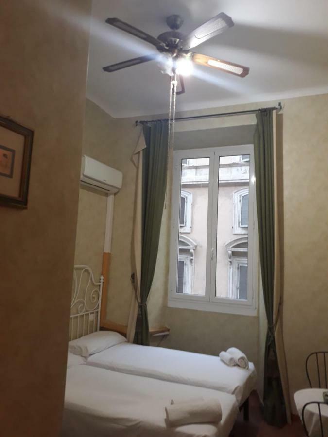 Renting Rooms Rome Bagian luar foto