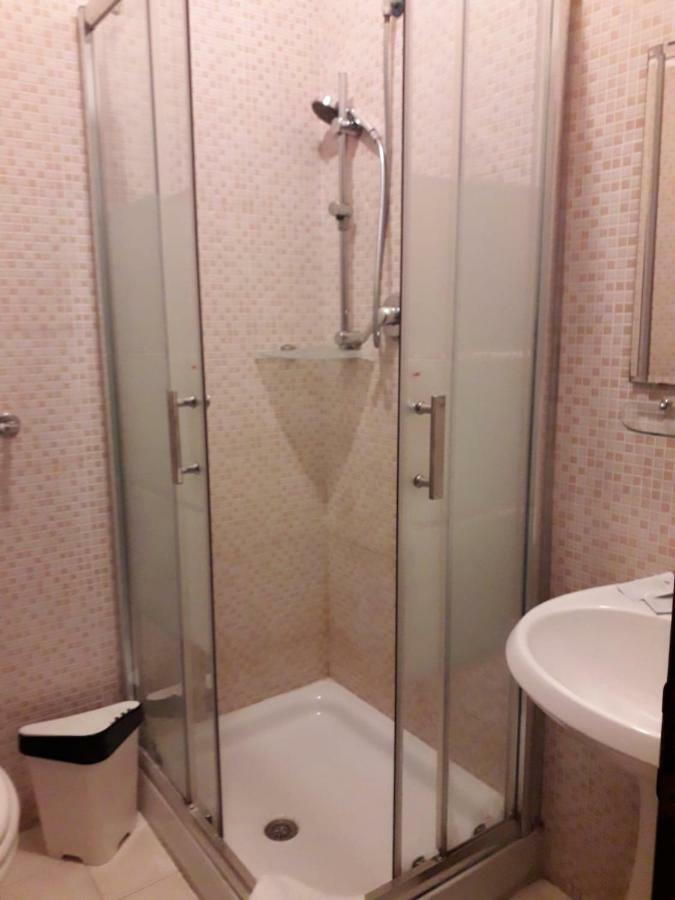 Renting Rooms Rome Bagian luar foto