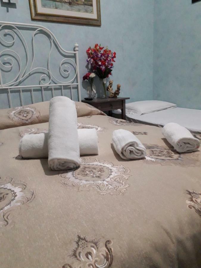 Renting Rooms Rome Bagian luar foto