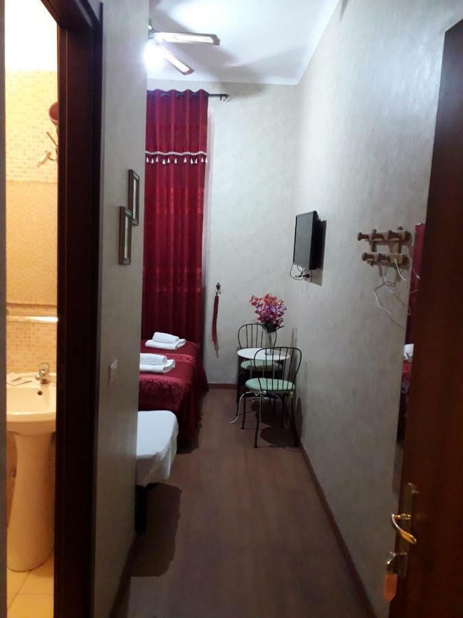Renting Rooms Rome Bagian luar foto