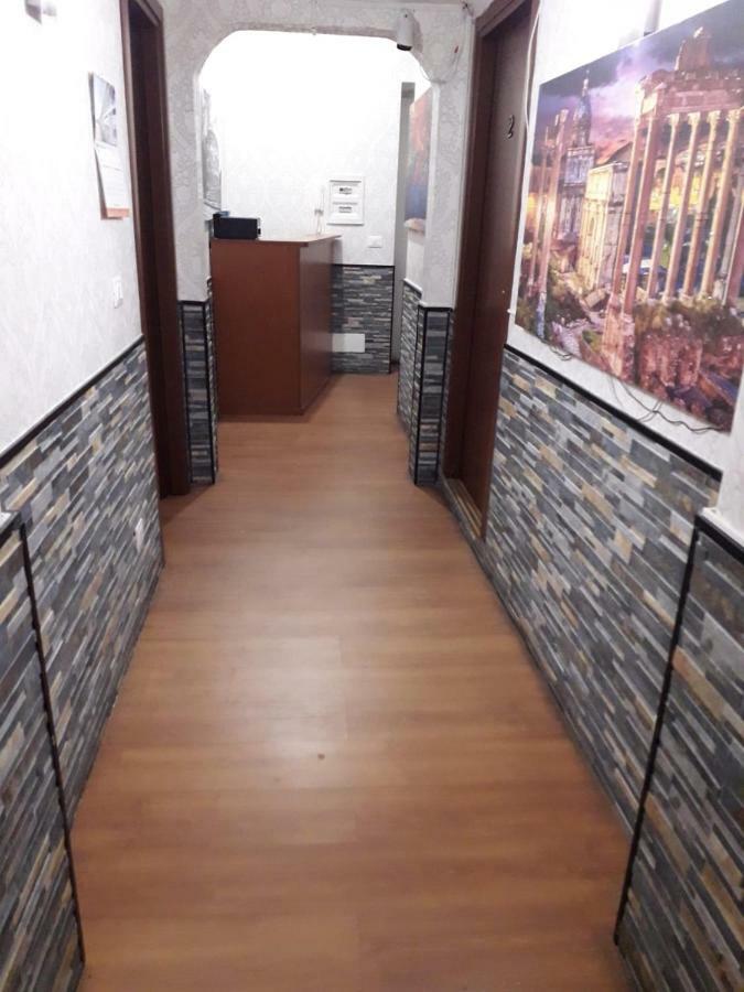 Renting Rooms Rome Bagian luar foto